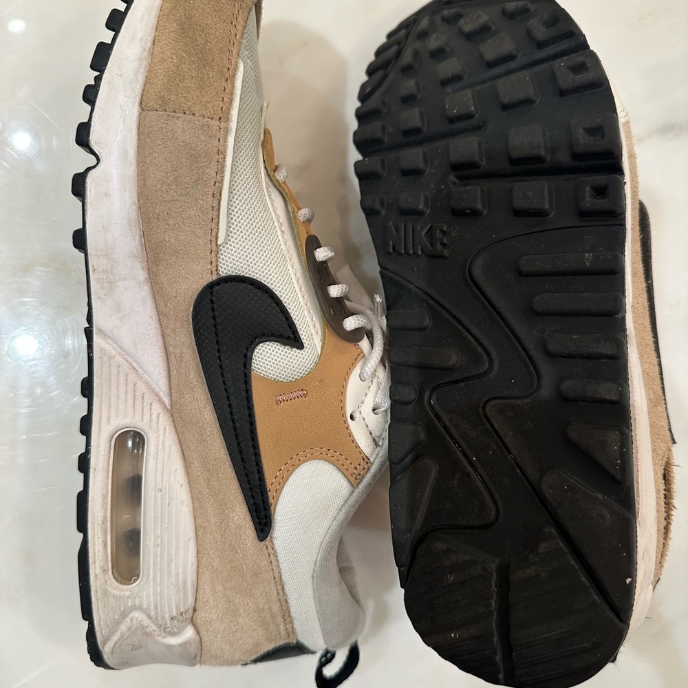 Nike Air Max Sneakers in Tan and Black